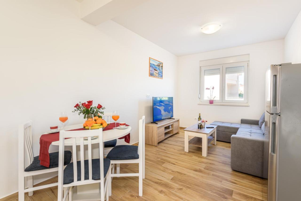 Apartman Ana, Metkovic Luaran gambar