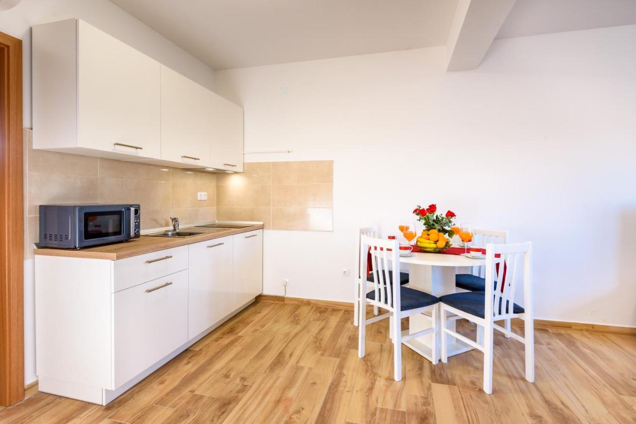 Apartman Ana, Metkovic Luaran gambar